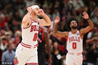 都在看着你 都在看着你