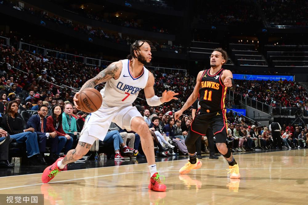 使得他成为 使得他成为