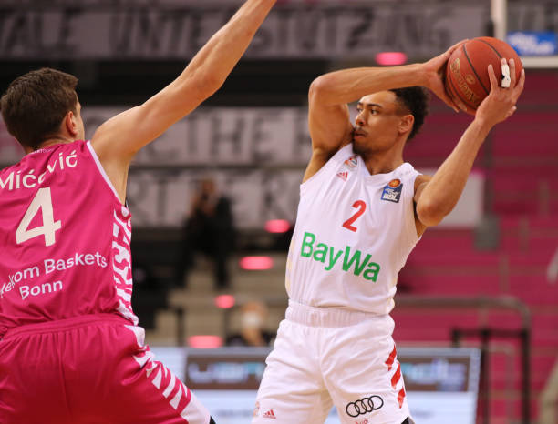 两人无论是 两人无论是