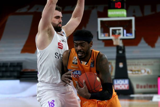 防守球员 防守球员